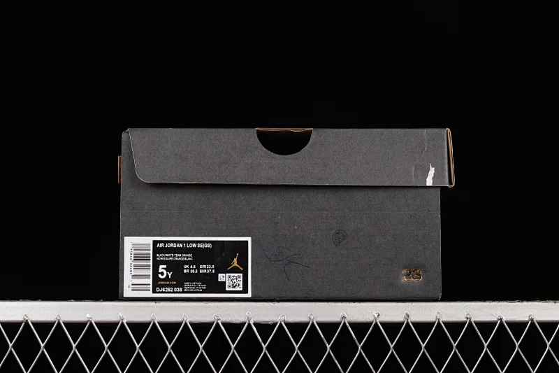 All categories Air Jordan Jordan series basketball shoes Air Jordan 1 Low Z version Air Jordan 1 Low AJ1 Joe 1 black orange green sports culture basketball shoes DJ6252-038